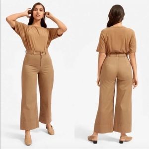 Everlane The Lightweight Wide Leg Cropped Chino In Dark Khaki